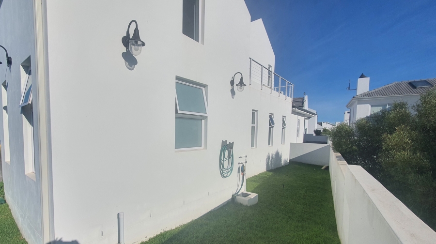 3 Bedroom Property for Sale in Shelley Point Western Cape
